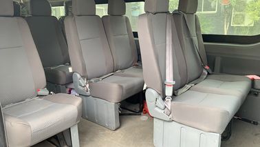 2 + 1 تخطيط مقاعد الباص Hiace Durbale مقاومة التآكل العالية للجسم الضيق